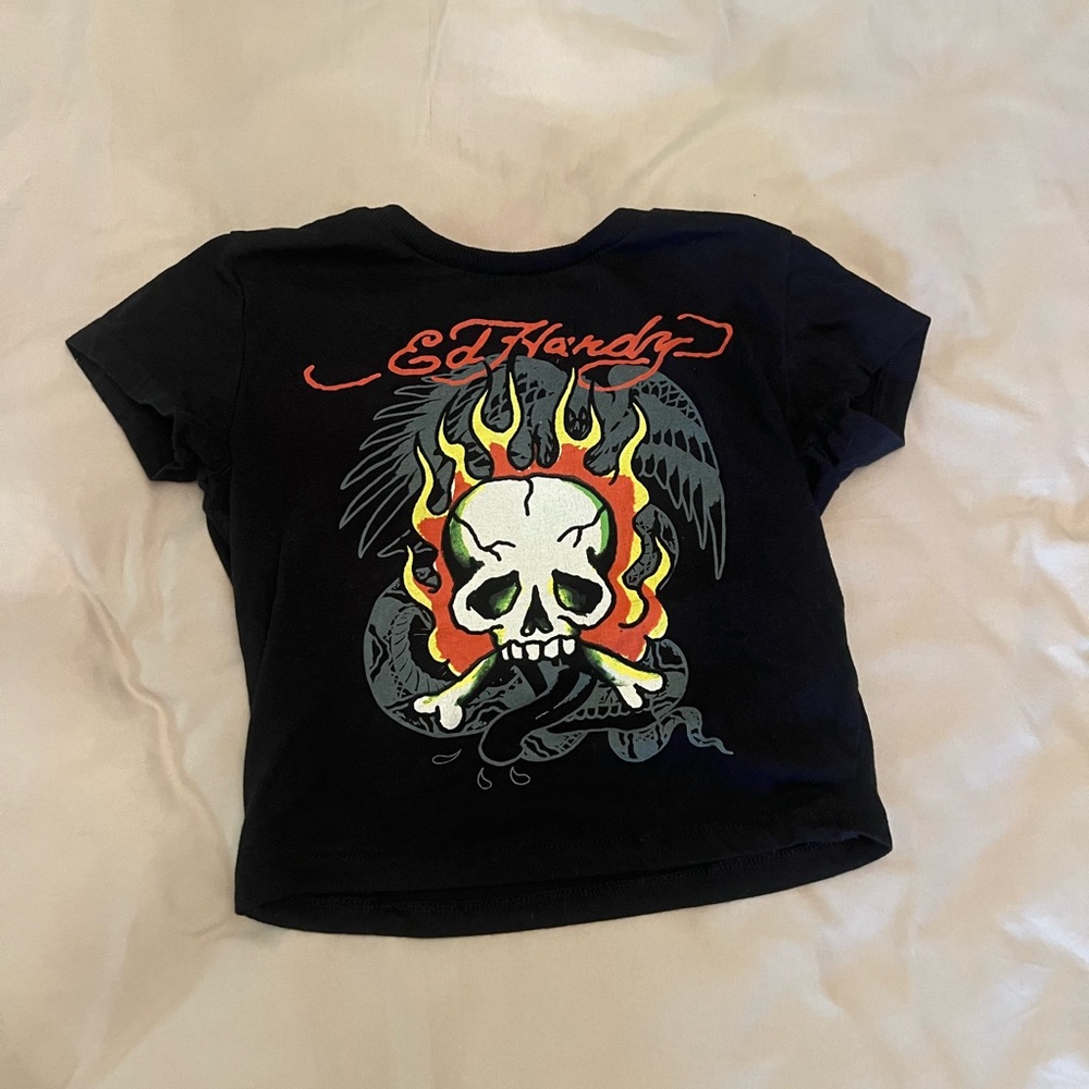 Ed Hardy Black Short Sleeve Tee with Bold Graphic